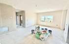 Duplex spatios - 3 camere - posibilitate mansardare - Mosnit