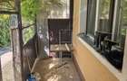 Dau in chirie , apartament curte comuna, aproape pod DECEBAL - 3