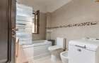 Apartament cu 3 camere, gradina proprie+loc de parcare- Str. Luminii - 2