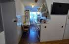 Apartament 2 camere, hol patrat, etaj intermediar, Dambu