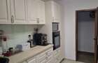 De vanzare apartament 4 camere - 3