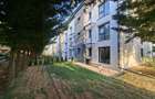 Apartament premium 61.4 mp utili 3 camere 2 bai curte 50 mp Cristian - 12