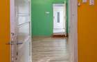 Casa din caramida, cu garaj si curte proprie zona centrala Constan