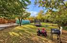 Corbeanca **Vila cu teren de 1.029 mp, gradina matura ?i terase Com 0