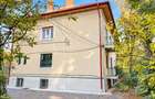 Liniște și intimitate în zona centrală–Apartament in vila, garaj+demisol