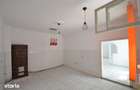 Inchiriez apartament 2 camere bucatarie baie si hol in curte comuna - 2