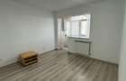 Apartament 2 camere Zona Gradinita nr13 - 40 mp- 47900 euro negociabil - 3
