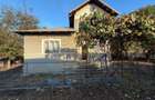 Vanzare casa cu teren 1000 mp in Colanu - la 5 minute de Targoviste