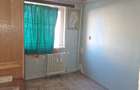 Vest, se vinde apartament semidecomandat trei camere ,pret 45000 euro negociabil - 9