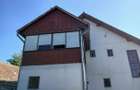 Casa de vanzare cu 4 camere, 2 garaje si teren 900 mp - 5