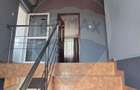 Casa / Vila cu 5 camere de vanzare