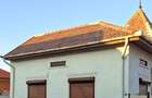 Casa zona centrala, 4 camere + 1 mansarda, mobilata si utilata complet