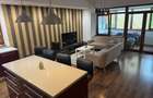 Apartament cu 3 camere, balcon ?i lift - 1