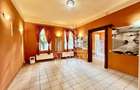 Spatiu Comercial 239 mp Zona Sinaia - 11