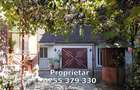 Vand Casa cu 2 construc?ii, garaj, beci, anexe, teren 655 mp Hunedoara