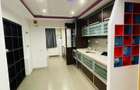Inchiriez apartament 3 camere I.C.Frimu, str. Nae Leonard, decomandat, parter inalt
