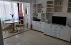 Apartament cu 2 camere decomandat în Micro 20 - 2