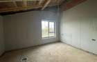 Duplex 4 camere despartit prin camera tehnica Calea Medves Mosnita