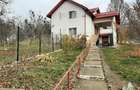 Vila cocheta de vanzare intr-o zona de basm langa Horezu in Bogdanesti (Tomsani) - 1