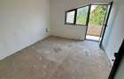 De vanzare casa in Roman, teren de 590mp,5 camere 120000euro - 12
