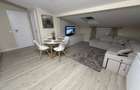 Inchiriez apartament cu 2 camere living baie bucatarie si o terasa spatioasa