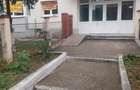 Maica Domnului nr.4, stradal