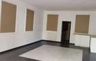 Vand spatiu comercial ,str Oa?ului 86-90 - 1