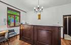 VILA CU 8 CAMERE - DOROBANTI - APROAPE DE METROU STEFAN CEL MARE