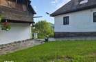 Casa de vanzare, intr-un loc superb si linistit - 15