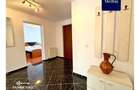 Apartament la casa cu curte proprie in Aviatorilor Medias