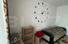 Apartament o camera, 40 mp, decomandat, zona Porii - 7