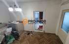 Casa tip parter zona Centru