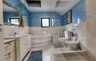 VILA INDIVIDUALA 5 camere, 2 bai, TEREN 600mp, Bl. POITIERS-Hlincea