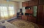 De inchiriat apartament cu 3 camere in Tudor - 9