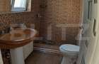Casa cu 2 camere si mansarda ,plus bucatarie de vara .