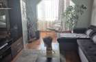 Vand apartament 3 camere, in zona Rovine