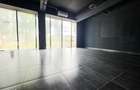 Spa?iu Comercial Premium / Showroom Calea Chi?inaului 400mp 13 Euro/mp - 7