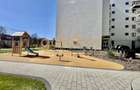 NOU/ Deal/ SCOALA AMERICANA - 35