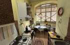 Vand apart.2 camere central,str.Cozia,langa biserica Evrei,st.114 mp.