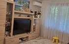 PROPRIETAR -vand apartament doua camere Secuilor sect 4 - 6