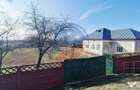 Casa Bradesti teren intravilan 7952 mp deschidere 33 m la DE 70 - Bradesti (Dolj)