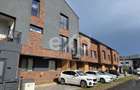 Duplex cu Acces la Piscina si Gradina | Tunari - 1