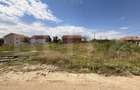 Teren intravilan 1.000 mp, front 13 m, toate utilitățile, Popoveni