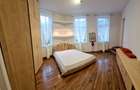 Vanzare apartament trei camere transformate in doua vila Armeneasca - 5