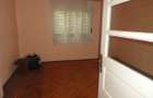 Casa 4 camere situata pe colt intr-o locatie buna in zona Gai