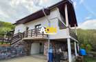 Casă cu 4 camere cu garaj, teren 619 mp, Alba Iulia - zona Micești