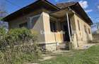 Casă cu 3 camere cu Teren 924 Mp în Budieni
