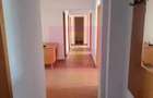 Vanzare apartament 5 camere stradal in zona Piata Unirii-Sfanta Vineri
