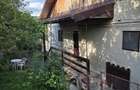 Casa cu 2.000 mp teren, livada ?i parau , Pietrosita (jud Dambovita) - 2