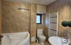 Inchiriere Casa Bunloc: P+1+M/230mp/mobilat/utilat/fara curte spate - 2